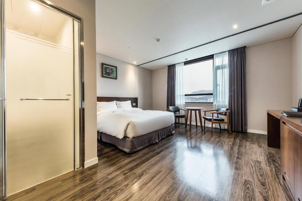 Cs Premier Hotel Сеул Екстериор снимка