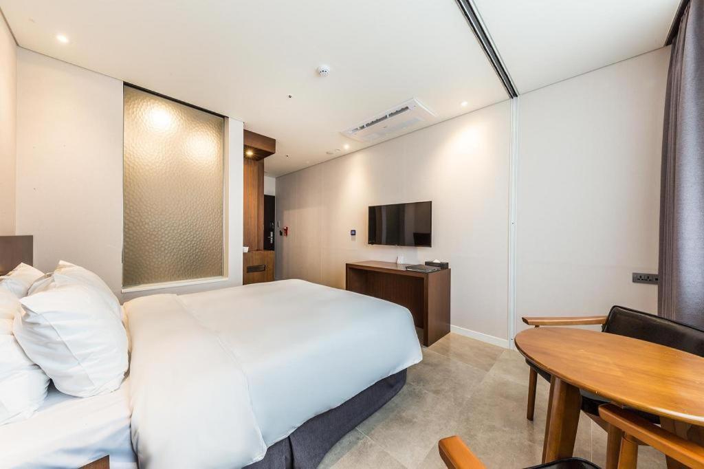 Cs Premier Hotel Сеул Екстериор снимка