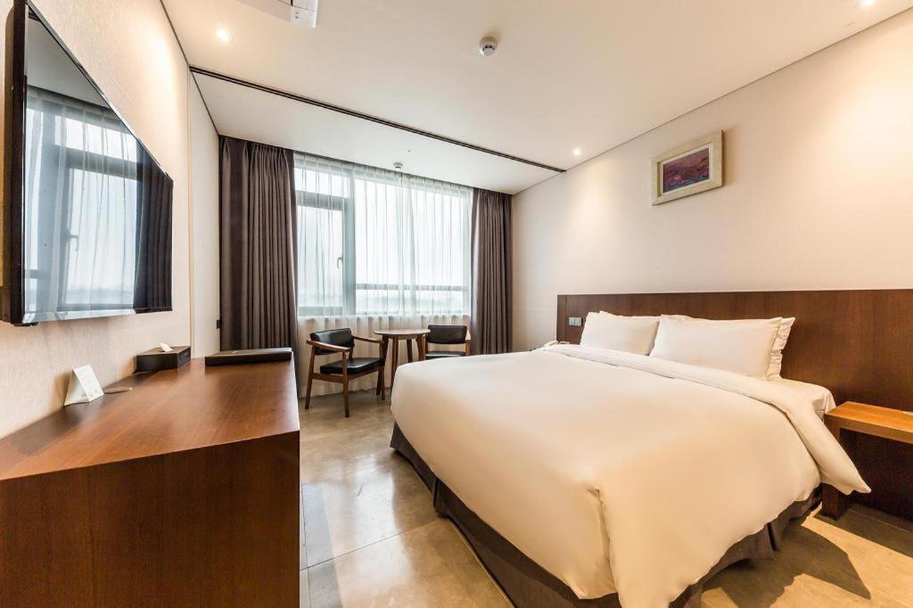 Cs Premier Hotel Сеул Екстериор снимка