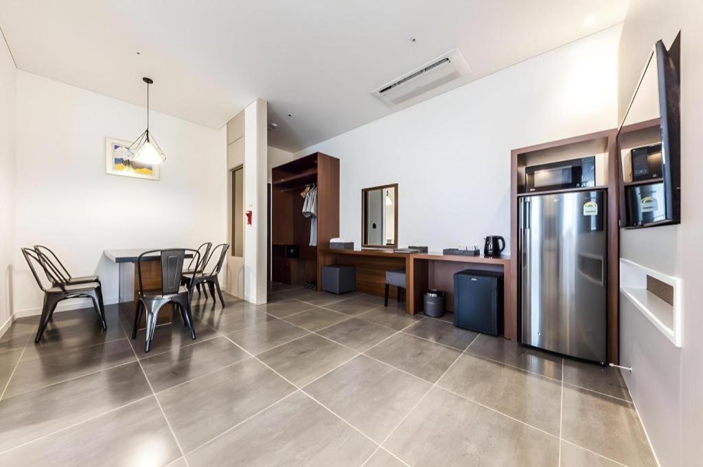 Cs Premier Hotel Сеул Екстериор снимка