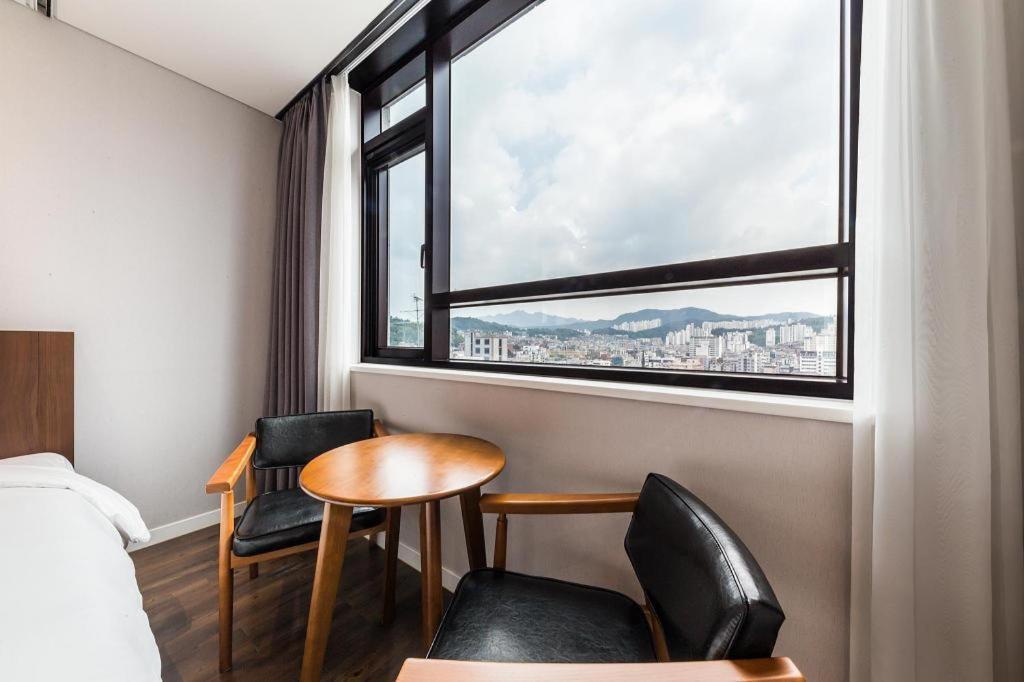 Cs Premier Hotel Сеул Екстериор снимка