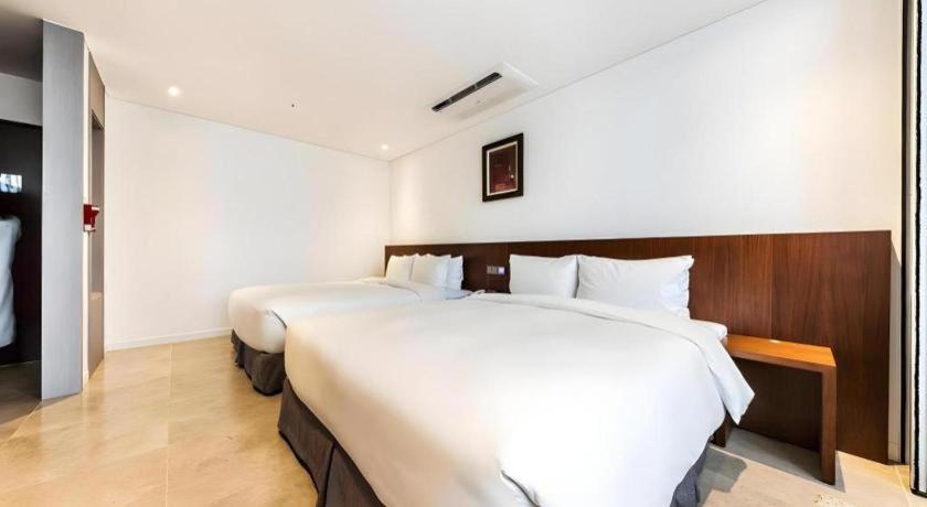 Cs Premier Hotel Сеул Екстериор снимка